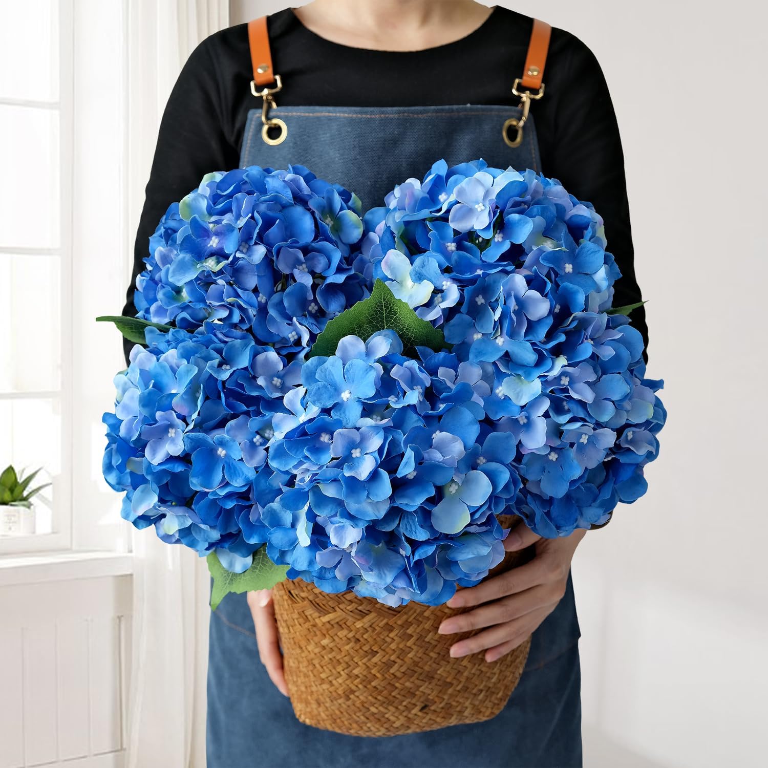 Green Hydrangea Artificial Flowers, 5Pcs 20Inch Large Lifelike Faux Silk Flowers, Full Artificial Hydrangeas for Bouquet Table Centerpieces Indoor Spring Outdoor Home